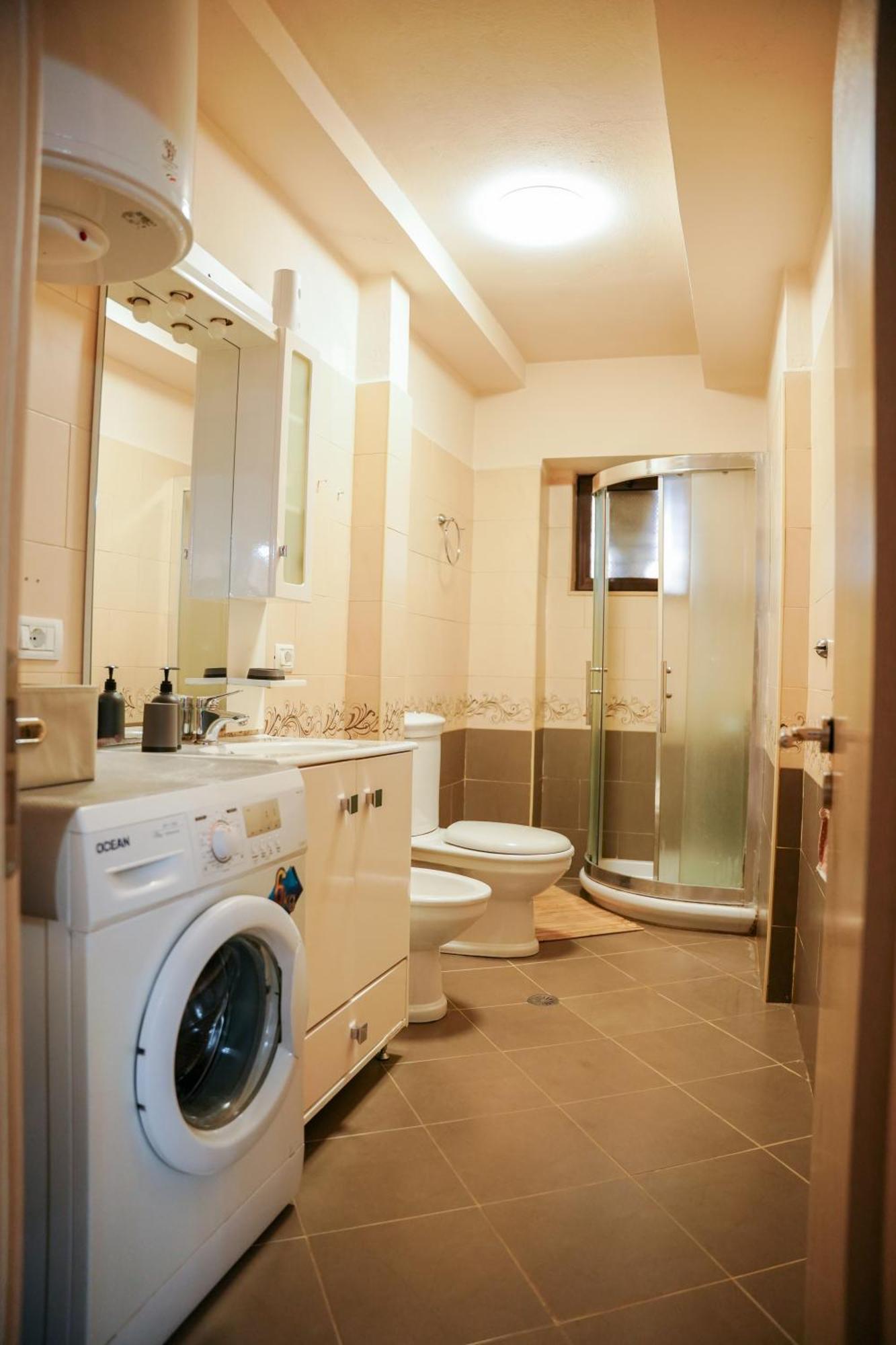 Tirana Centre Lions Gate 1 Apartment Экстерьер фото