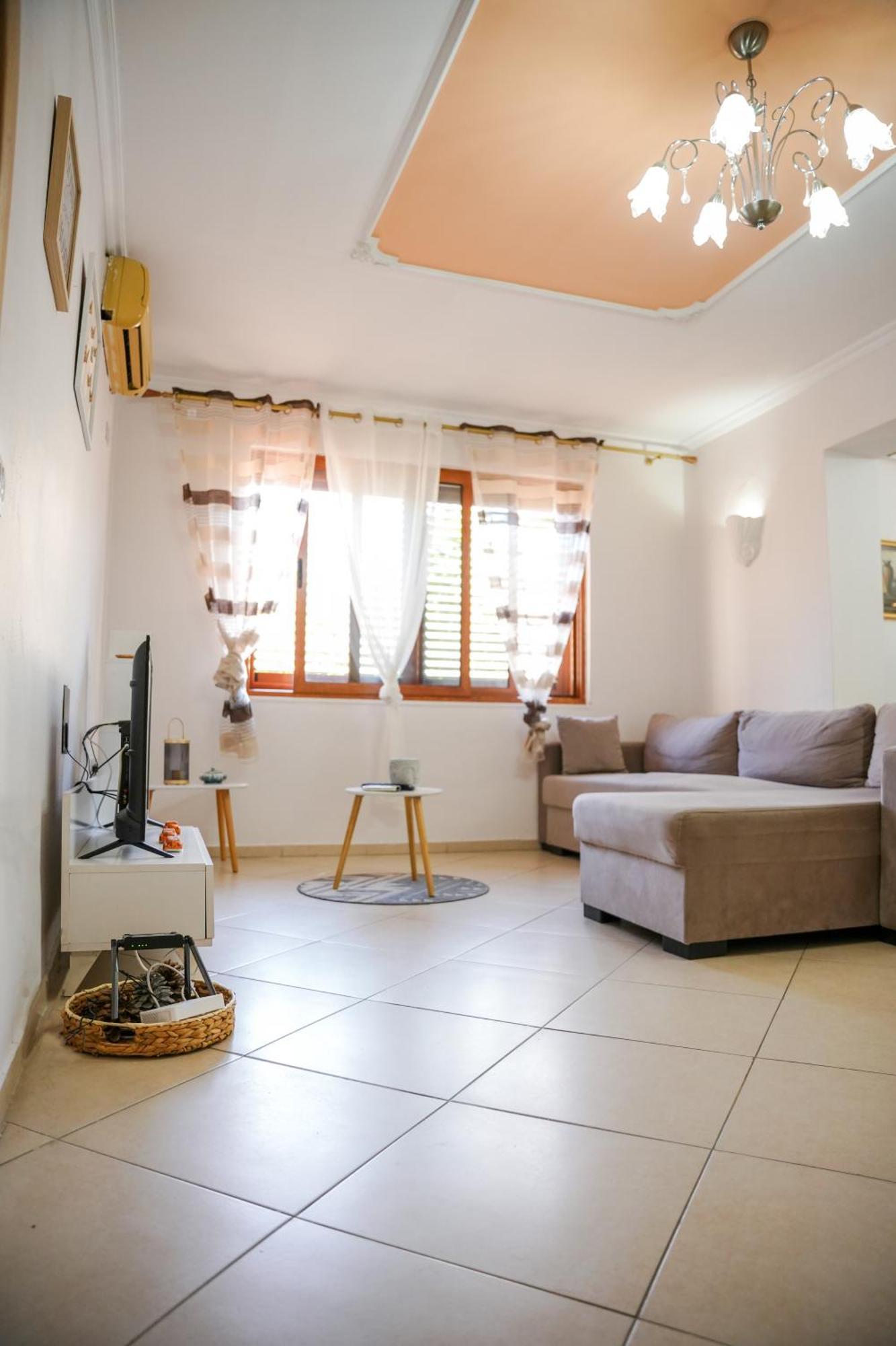 Tirana Centre Lions Gate 1 Apartment Экстерьер фото