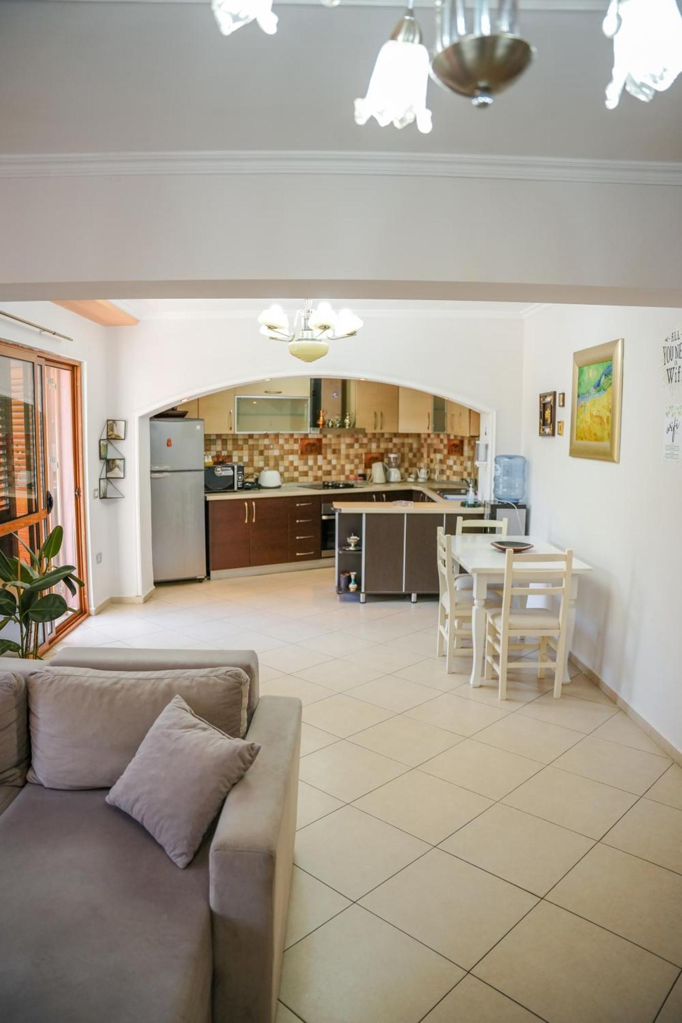Tirana Centre Lions Gate 1 Apartment Экстерьер фото